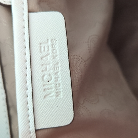 Michael Michael Kors Tote Bag - Picture 14 of 14